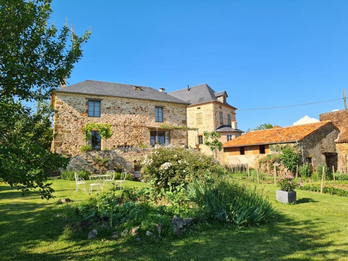 Les Peyronnies Figeac Exterior foto
